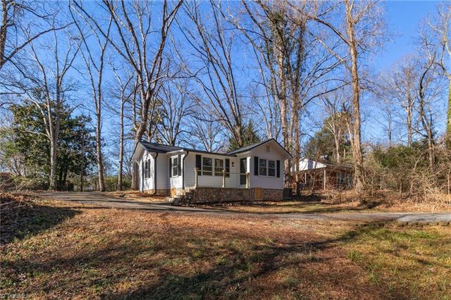 705 Mountain Road, Asheboro, NC 27205