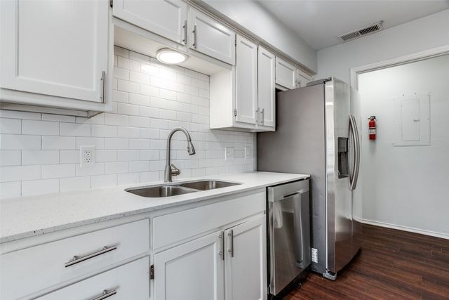 113 Peachtree Court B, Kennedale, TX 76060