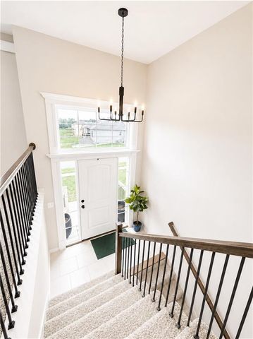 610 E 11th Street, Kearney, MO 64060