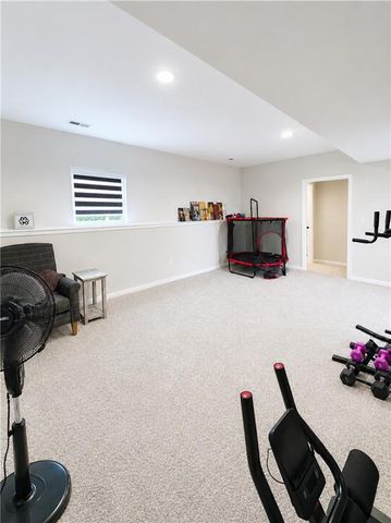 610 E 11th Street, Kearney, MO 64060