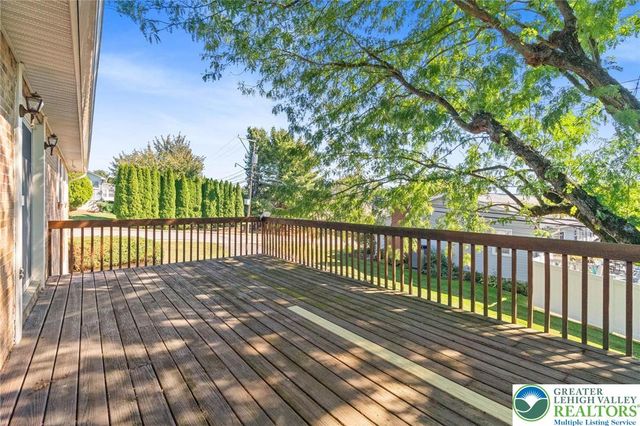 1008 West Highland Street, Whitehall Twp, PA 18052