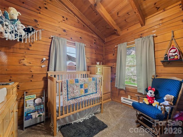 367 Robinson Road, Clyde, NC 28721