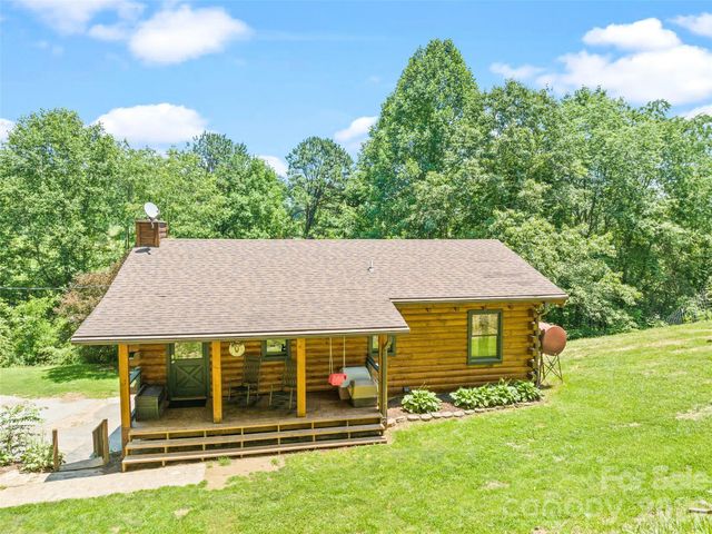 367 Robinson Road, Clyde, NC 28721