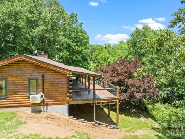 367 Robinson Road, Clyde, NC 28721