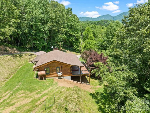 367 Robinson Road, Clyde, NC 28721