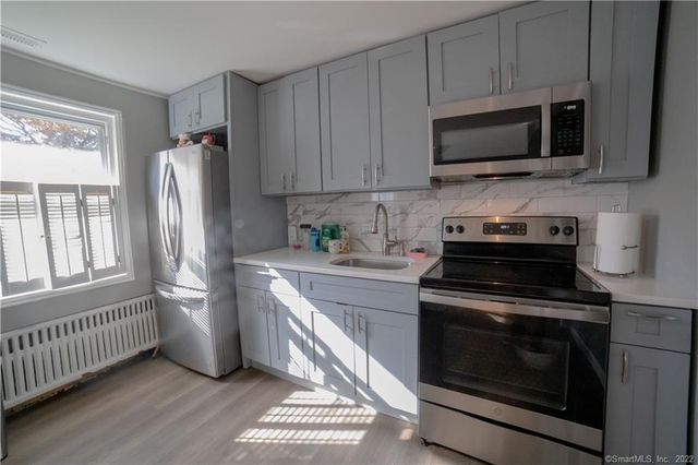 75 Van Buskirk Avenue 75, Stamford, CT 06902