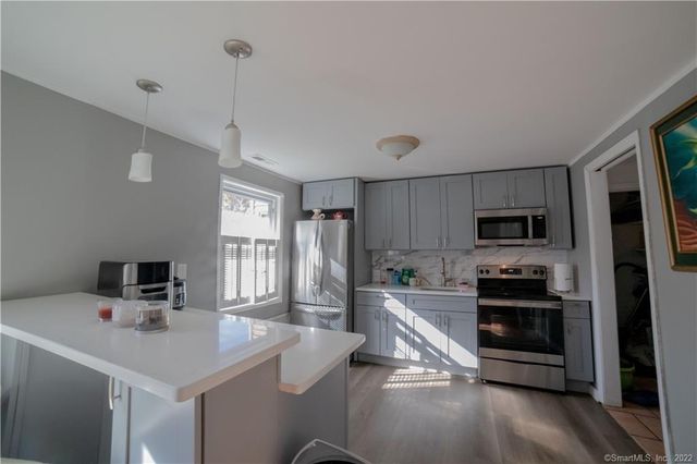 75 Van Buskirk Avenue 75, Stamford, CT 06902