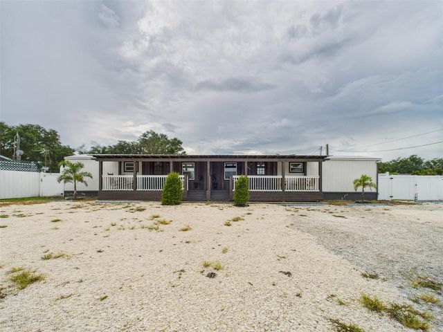 221 1ST STREET, Davenport, FL 33837