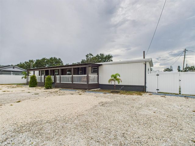 221 1ST STREET, Davenport, FL 33837