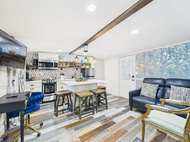 221 1ST STREET, Davenport, FL 33837