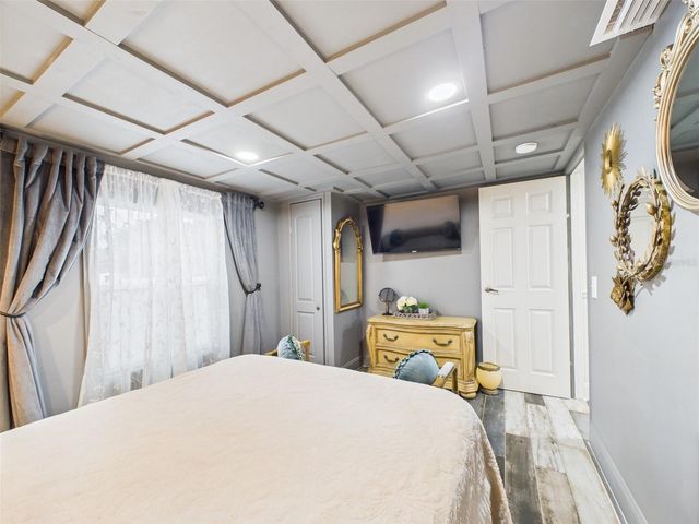 221 1ST STREET, Davenport, FL 33837