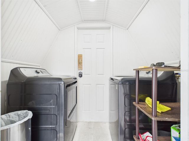 221 1ST STREET, Davenport, FL 33837