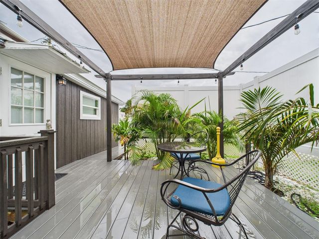 221 1ST STREET, Davenport, FL 33837