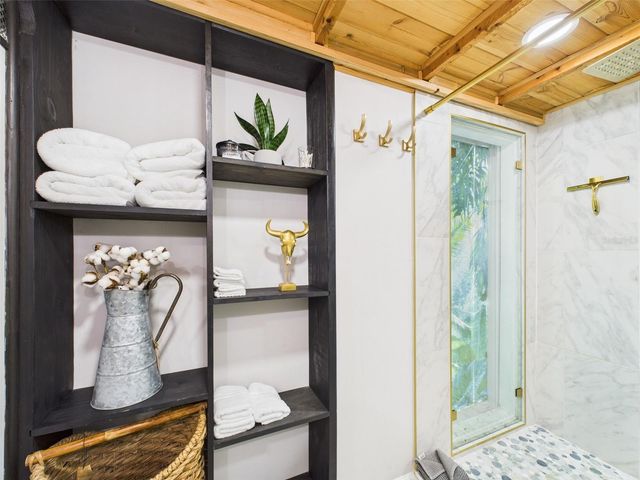 221 1ST STREET, Davenport, FL 33837