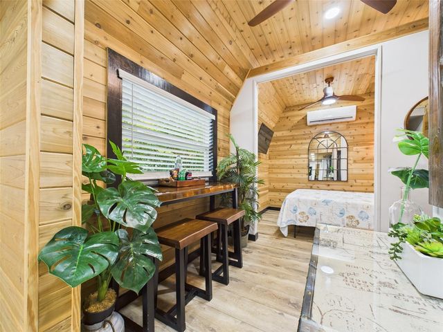 221 1ST STREET, Davenport, FL 33837