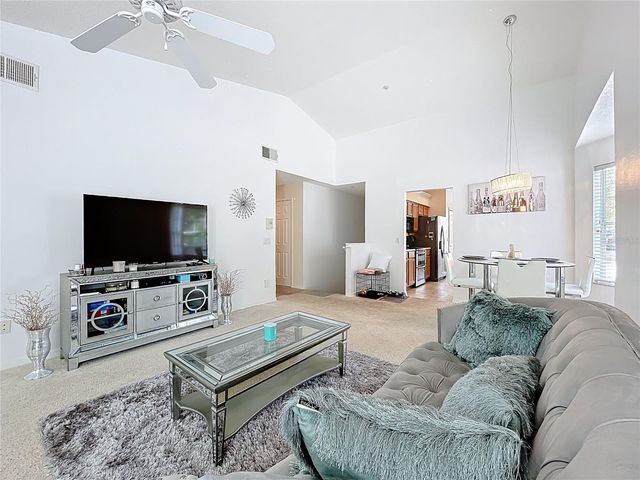 1050 LOCH VAIL 21, Apopka, FL 32712