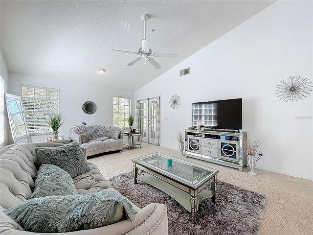 1050 LOCH VAIL 21, Apopka, FL 32712