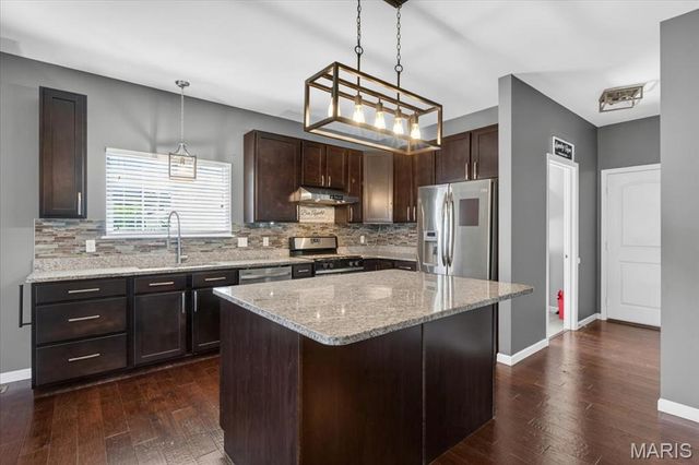 202 Andrea Lynne Drive, Wentzville, MO 63385