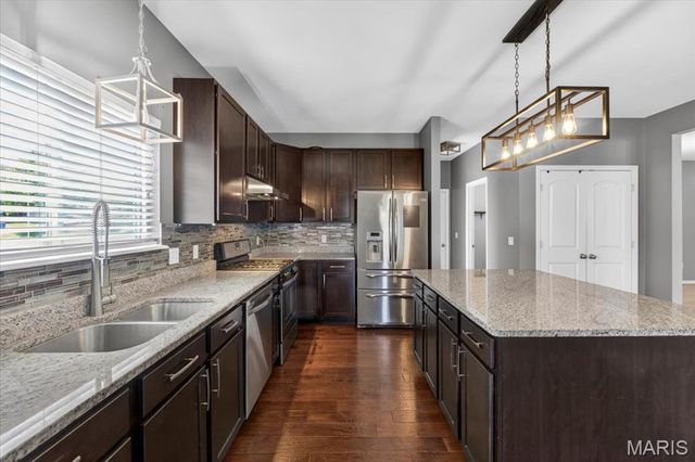 202 Andrea Lynne Drive, Wentzville, MO 63385