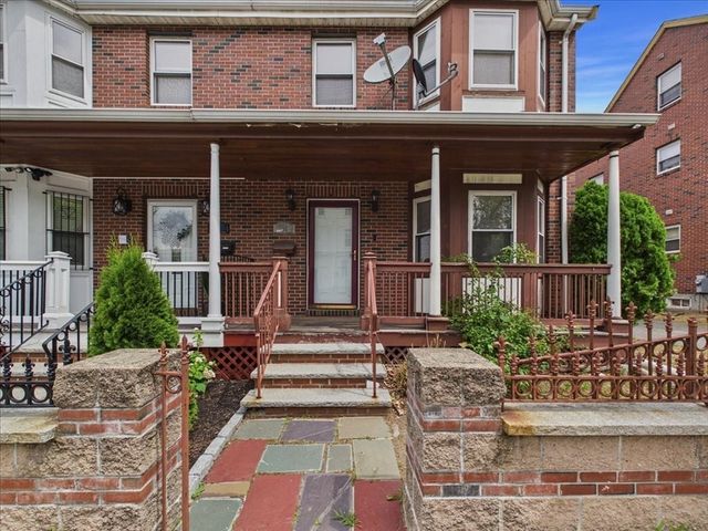 11 Woodrow Ave 11, Boston, MA 02124