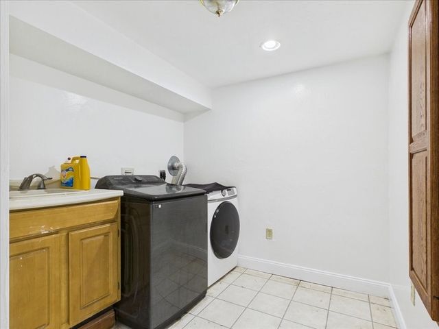 11 Woodrow Ave 11, Boston, MA 02124