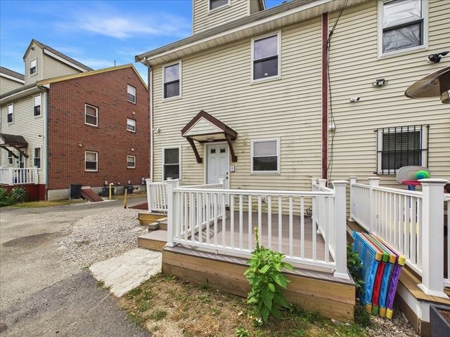 11 Woodrow Ave 11, Boston, MA 02124
