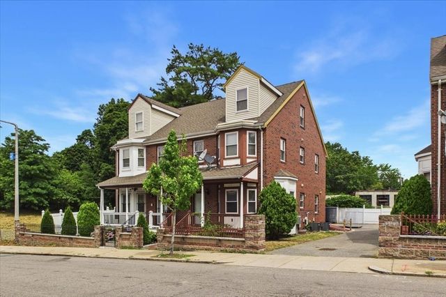 11 Woodrow Ave 11, Boston, MA 02124