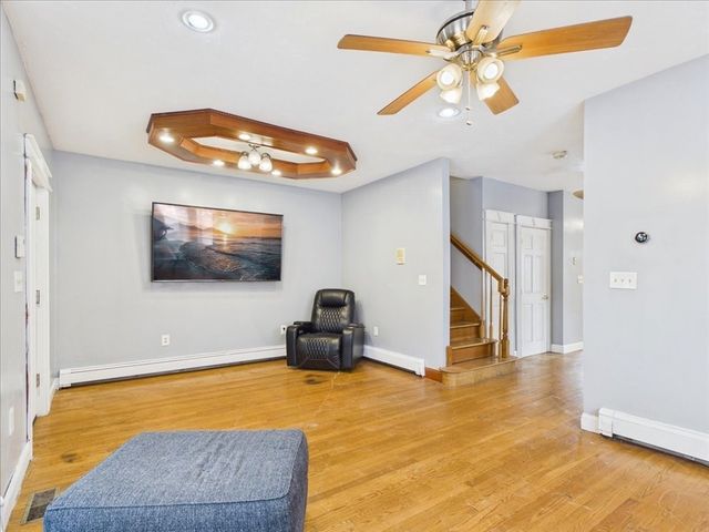 11 Woodrow Ave 11, Boston, MA 02124