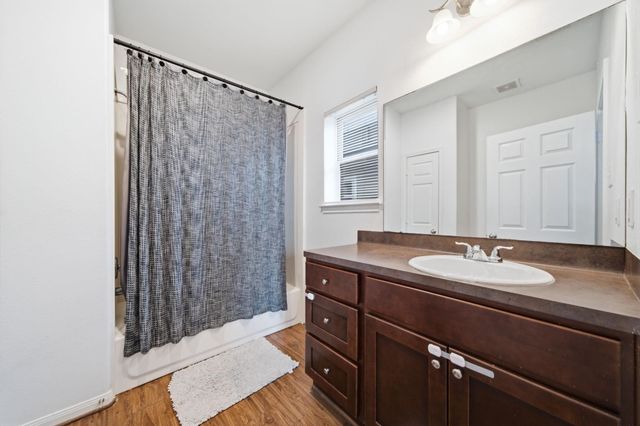 4528 Mayflower Street B, Houston, TX 77051