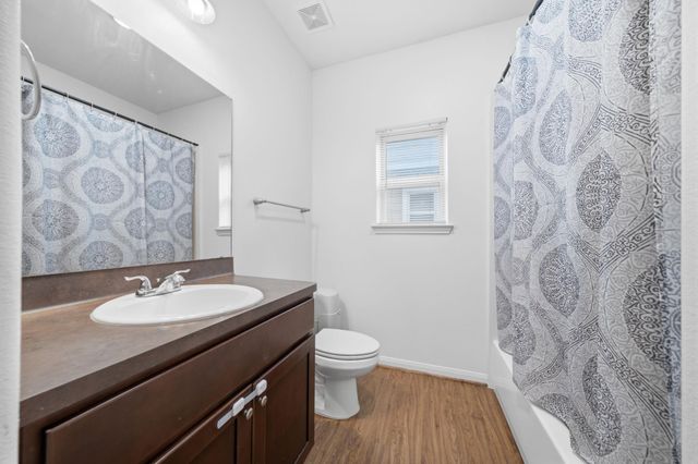 4528 Mayflower Street B, Houston, TX 77051
