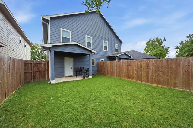 4528 Mayflower Street B, Houston, TX 77051
