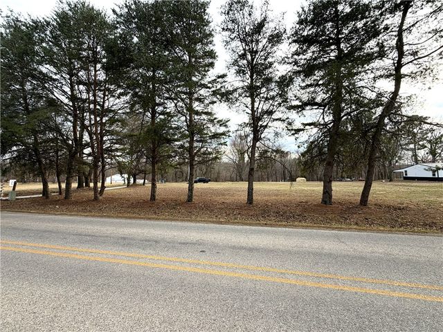 2961 Clark Road, Fayetteville, AR 72704