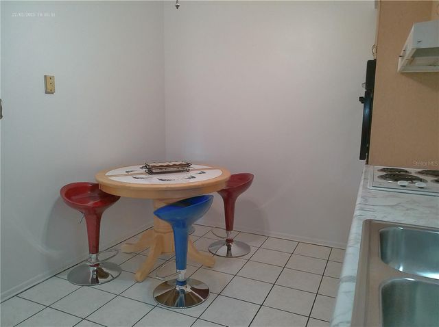 2011 AUSTRALIA WAY W 36, Clearwater, FL 33763