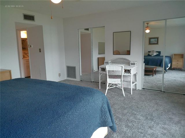 2011 AUSTRALIA WAY W 36, Clearwater, FL 33763