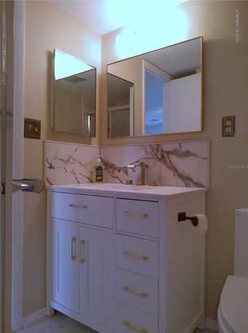 2011 AUSTRALIA WAY W 36, Clearwater, FL 33763