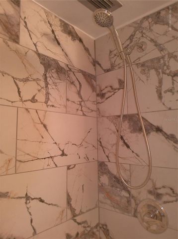 2011 AUSTRALIA WAY W 36, Clearwater, FL 33763