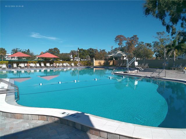 2011 AUSTRALIA WAY W 36, Clearwater, FL 33763