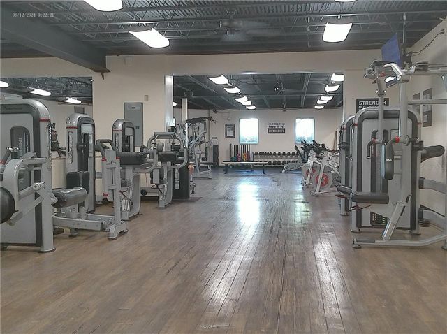 2011 AUSTRALIA WAY W 36, Clearwater, FL 33763