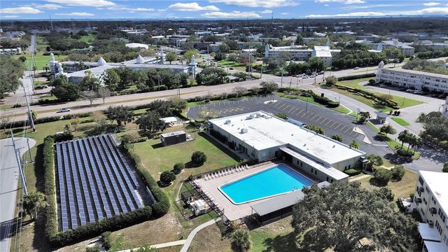 2011 AUSTRALIA WAY W 36, Clearwater, FL 33763