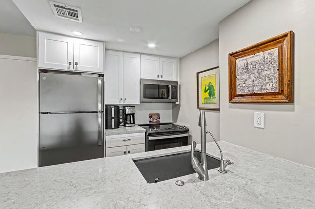 3212 NE 12th Street 502, Pompano Beach, FL 33062