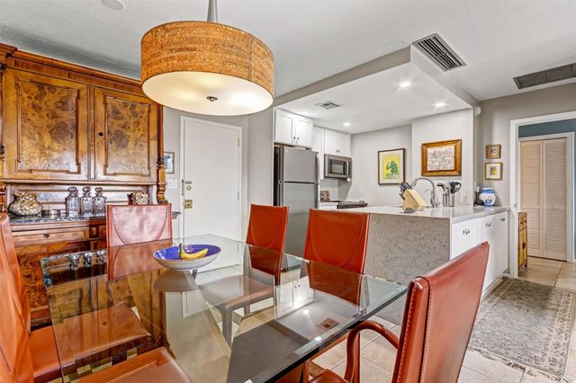 3212 NE 12th Street 502, Pompano Beach, FL 33062