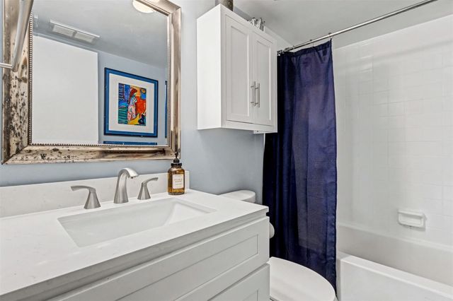 3212 NE 12th Street 502, Pompano Beach, FL 33062