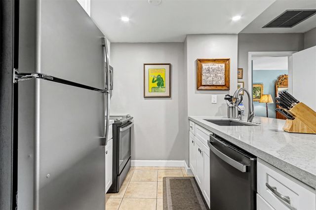 3212 NE 12th Street 502, Pompano Beach, FL 33062