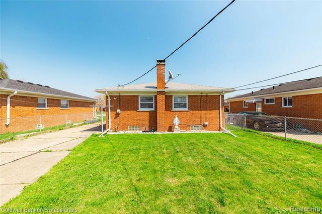 8915 Wormer Avenue, Redford, MI 48239