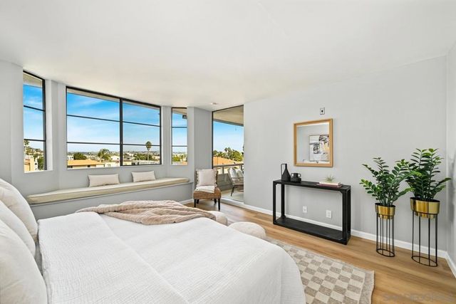 3130 Avenida De Portugal 302, San Diego, CA 92106