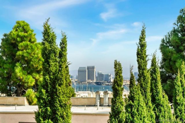 3130 Avenida De Portugal 302, San Diego, CA 92106