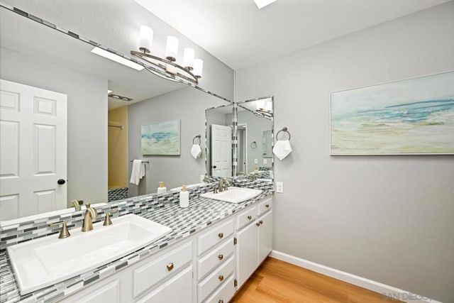 3130 Avenida De Portugal 302, San Diego, CA 92106