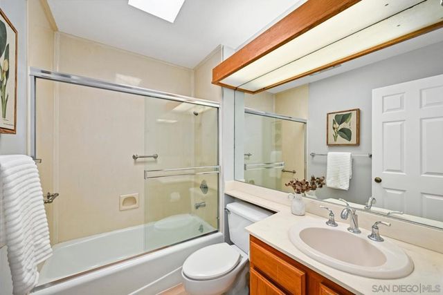 3130 Avenida De Portugal 302, San Diego, CA 92106