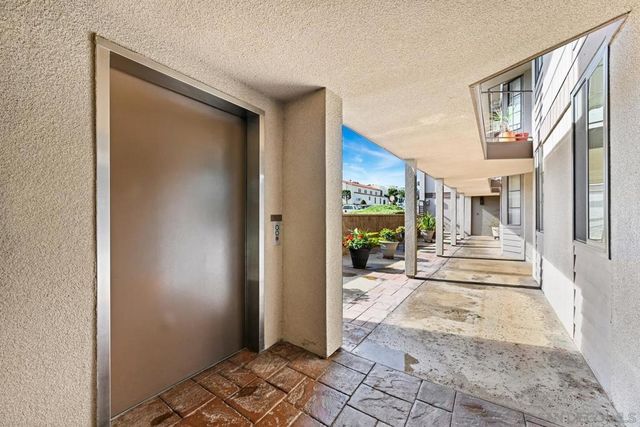 3130 Avenida De Portugal 302, San Diego, CA 92106