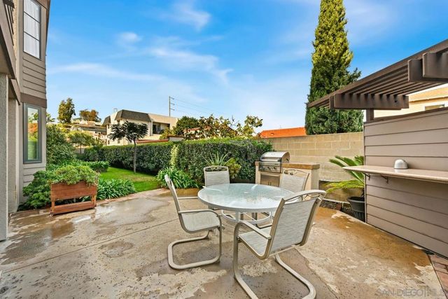 3130 Avenida De Portugal 302, San Diego, CA 92106